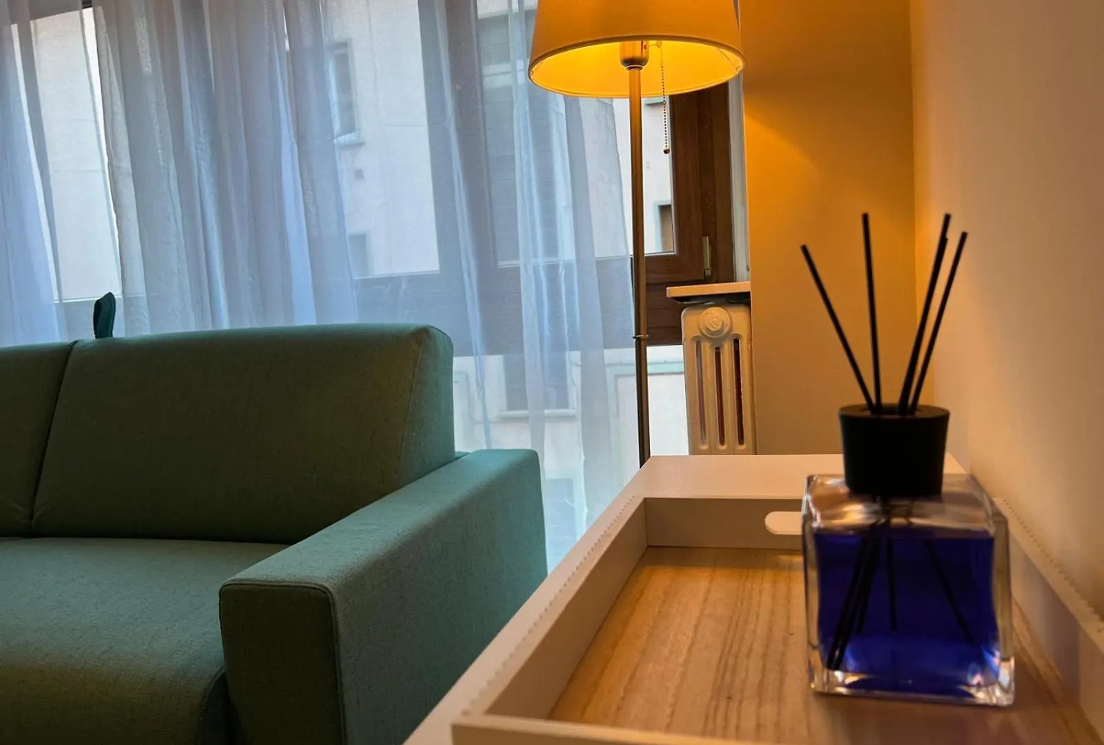 Kibilu - Elegant City-Center Apartment Near Hospitals Fast Wi-Fi Varese Italien
