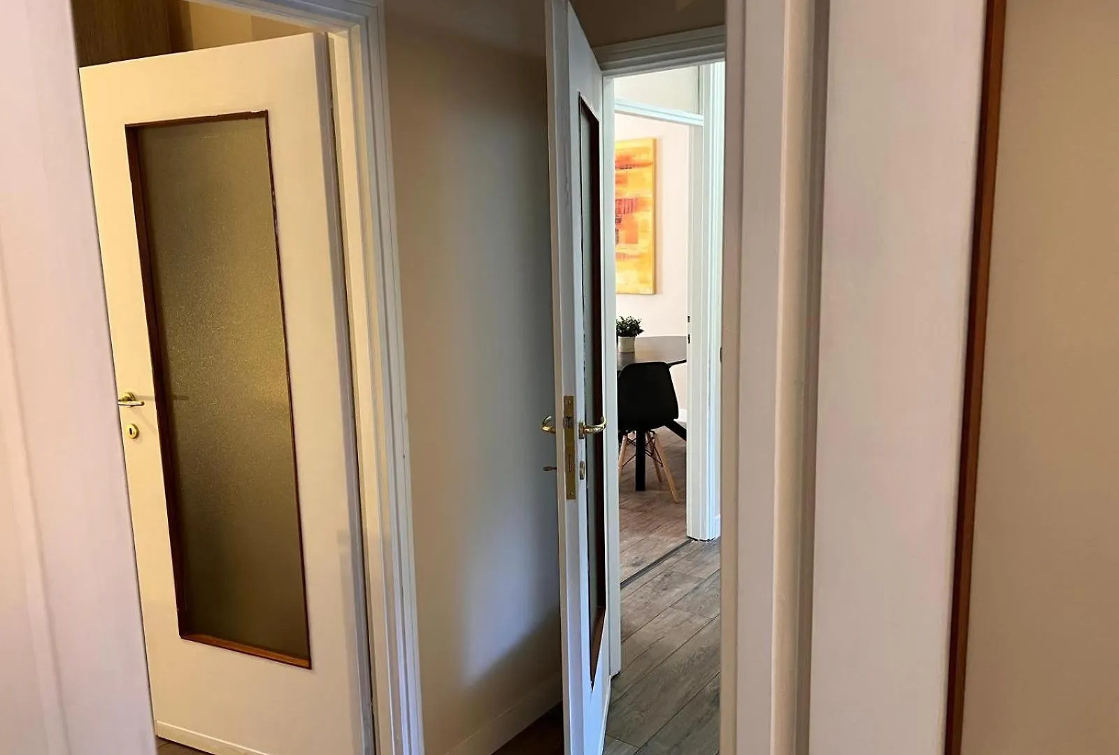 Kibilu - Elegant City-Center Apartment Near Hospitals Fast Wi-Fi Варезе Италия